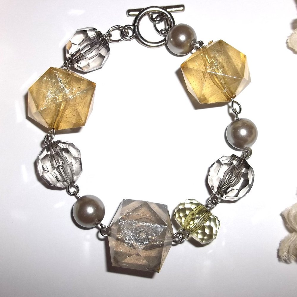 Chunky Beaded Bracelet Costume Jewelry Silver Yellow Grey Pearl Jewelry C403